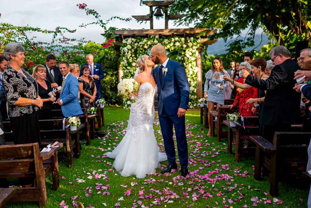 wedding ceremony at Hacienda Siesta Alegre